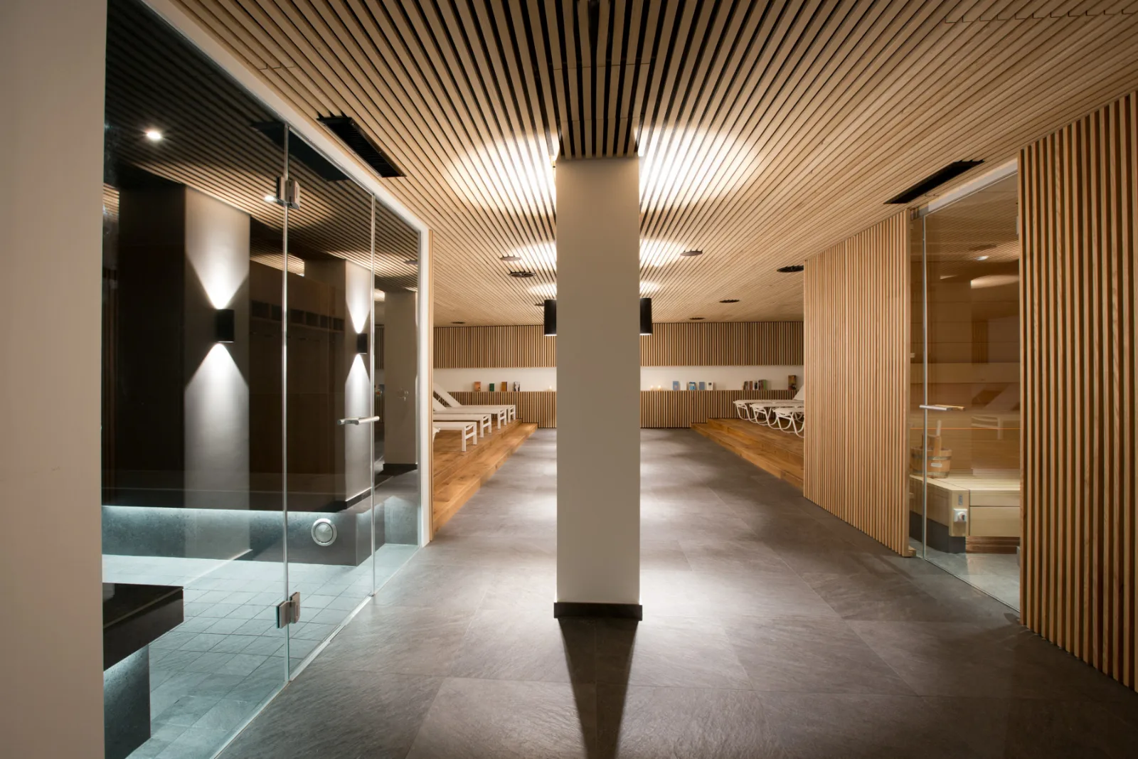 Ruhiger Wellnessbereich im Hotel Schwärzler